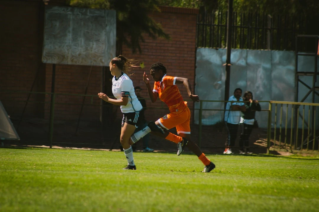 Ảnh Kylian Mbappe đang thi đấu